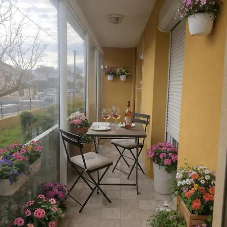 Apartmán 3 Ch Proche